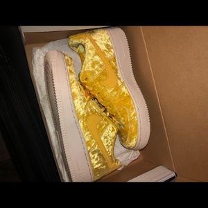 Velvet Nike’s af1s